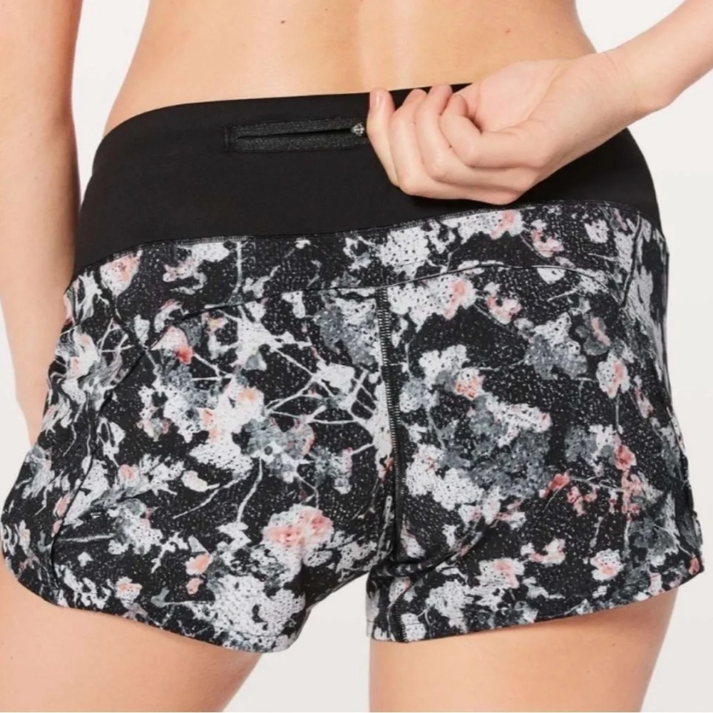 Lululemon Women's Size 2 Run Times Short II Spring Bloom Multi Black  Athletic - Picture 5 of 9